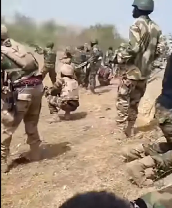 Nigerian Army Engages Boko Haram Terrorists In Fierce Gun Battle – WATCH!